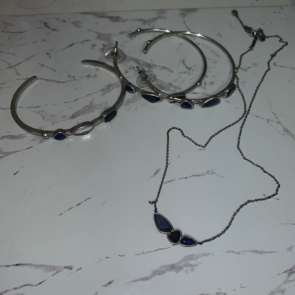 Kendra Scott Jewelry - Kendra Scott set